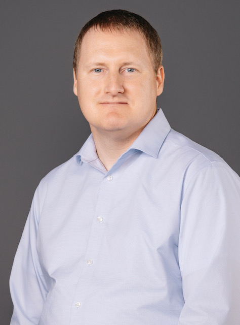 OPTOMETRIST JONATHAN MCMULLIN JOINS HARBIN CLINIC EYE CENTER