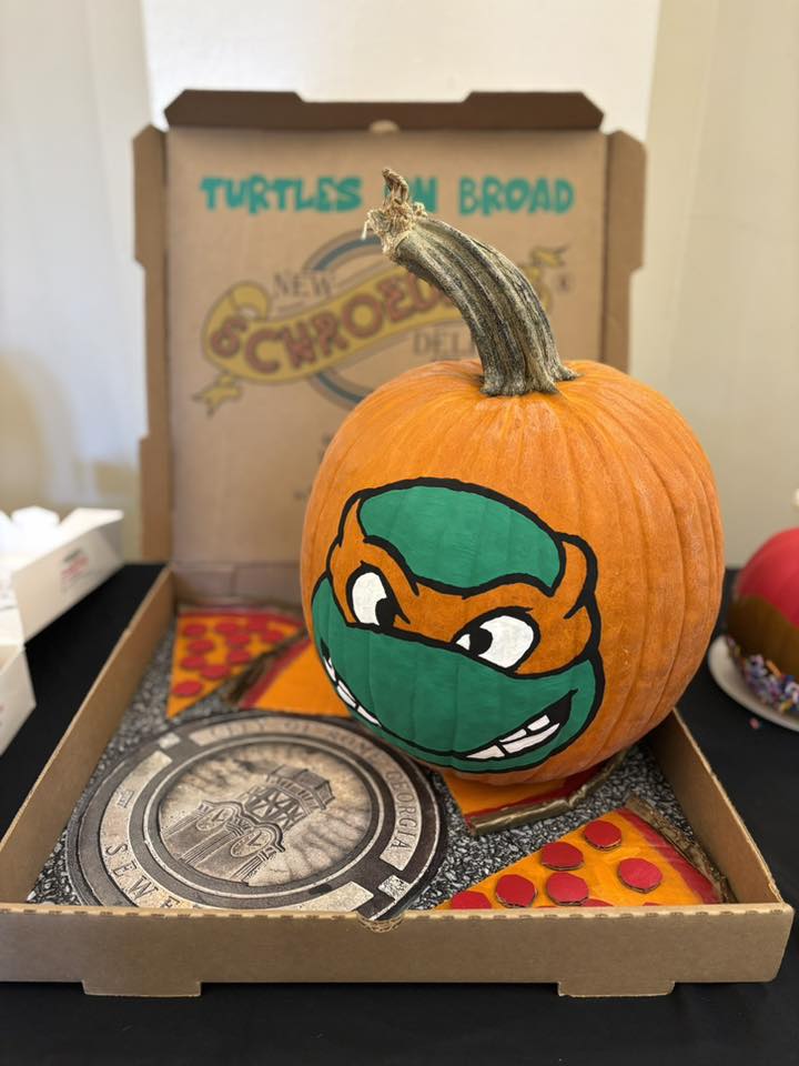 CITY OF ROME INVITES COMMUNITY TO VOTE FOR THEIR FAVORITE PUMPKIN IN INAUGURAL PUMPKIN DECORATING CONTEST AT CITY HALL