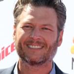 Blake Shelton Joins Oklahoma Researchers to Study Bear Cubs {PICS}