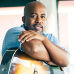 Darius Rucker Pays For Diner’s Meals, Surprises Servers at South Carolina IHOP