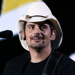 Brad Paisley Performs in Ukraine [WATCH]