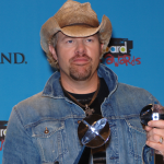 80,000 Football Fans Sang Toby Keith’s “Courtesy of the Red, White, and Blue”