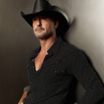 Watch Tim McGraw Serande Randy Travis Backstage at CMA Fest