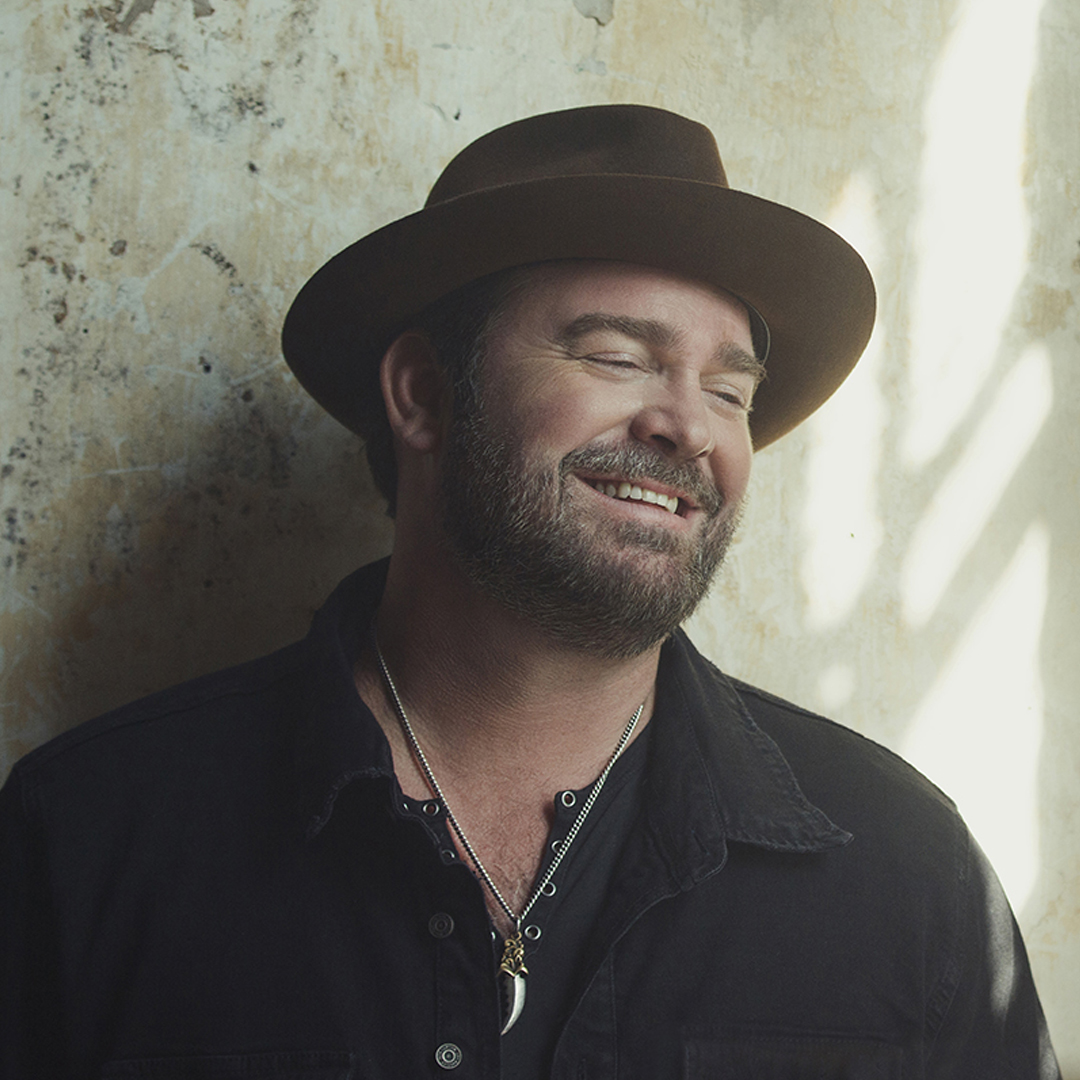 Lee Brice Features Hampton Roads Uber Driver in New Holiday Music Video. {Watch}