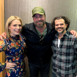 Lee Brice Explains How He Turned a Crazy Experience in Virginia Beach into a Christmas Song {LISTEN}