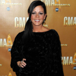 Sara Evans Launches Line of CBD Products