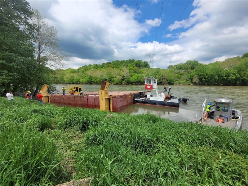 Work Could Begin Soon On The Removal Of A Barge Stuck On The Potomac River