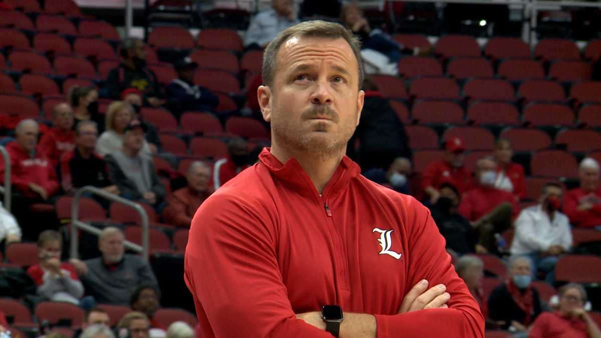 Louisville women ranked No. 20 in AP Preseason Top 25