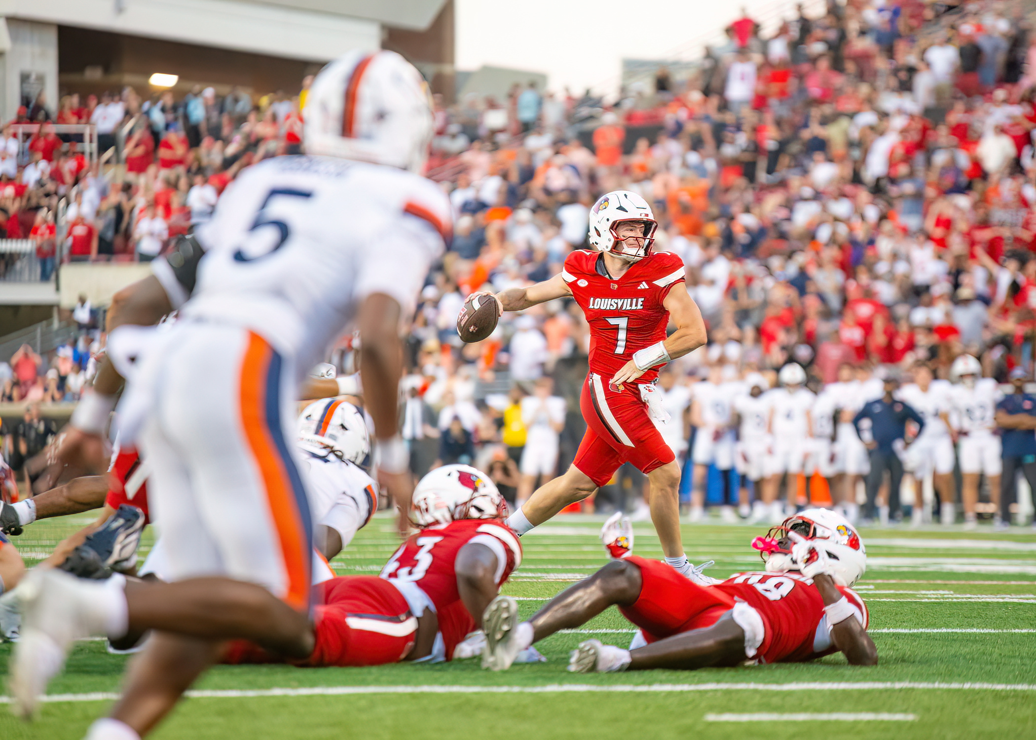 Louisville vs Virginia Game Photos