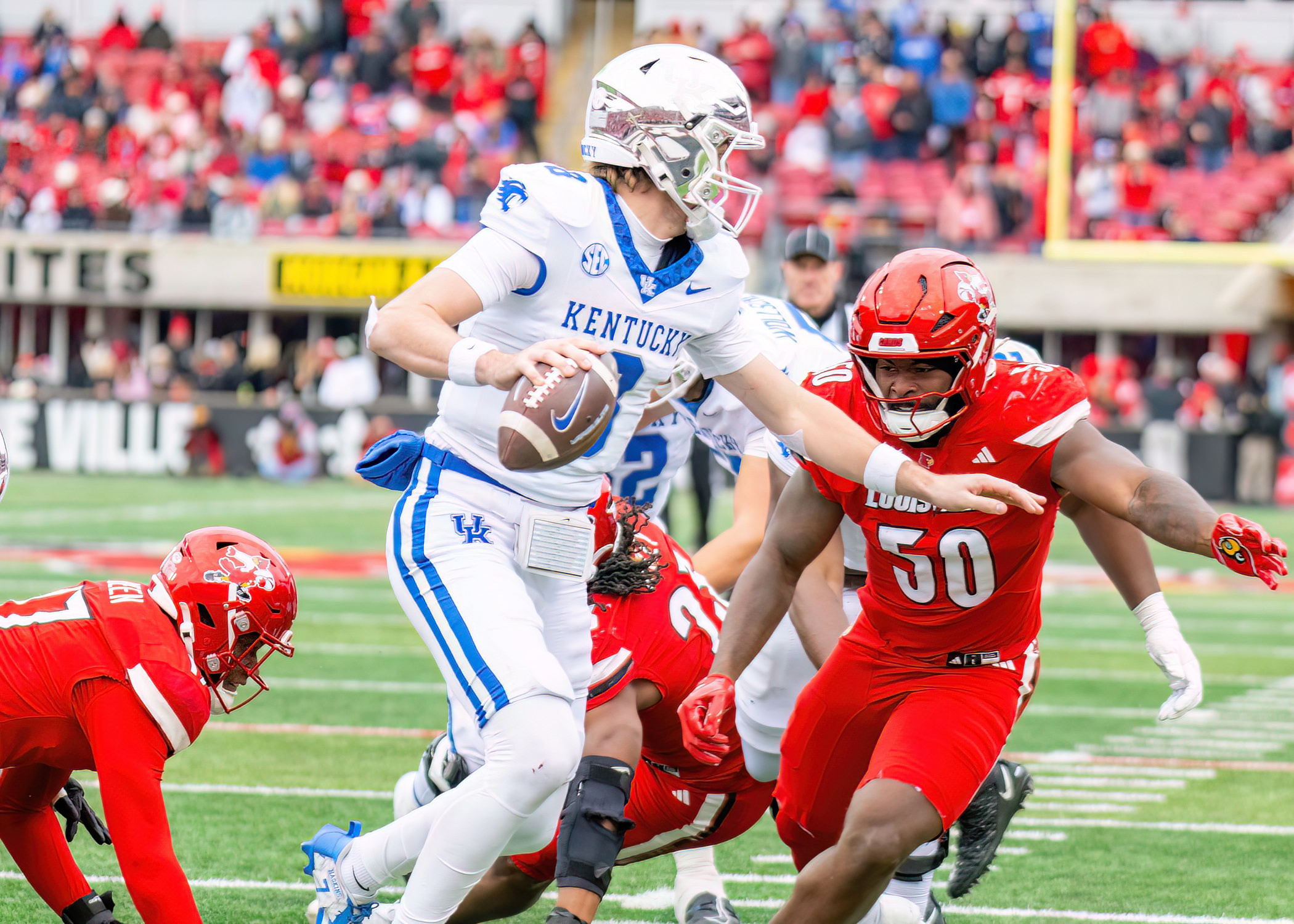LOUISVILLE FOOTBALL VS KENTUCKY GAME PHOTOS
