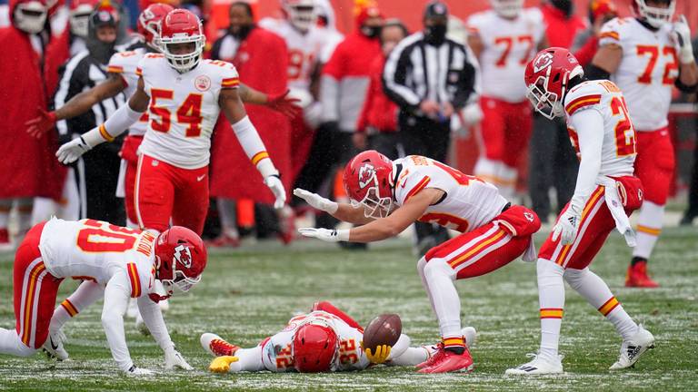 Chiefs Players React to 43-16 Win Over Broncos