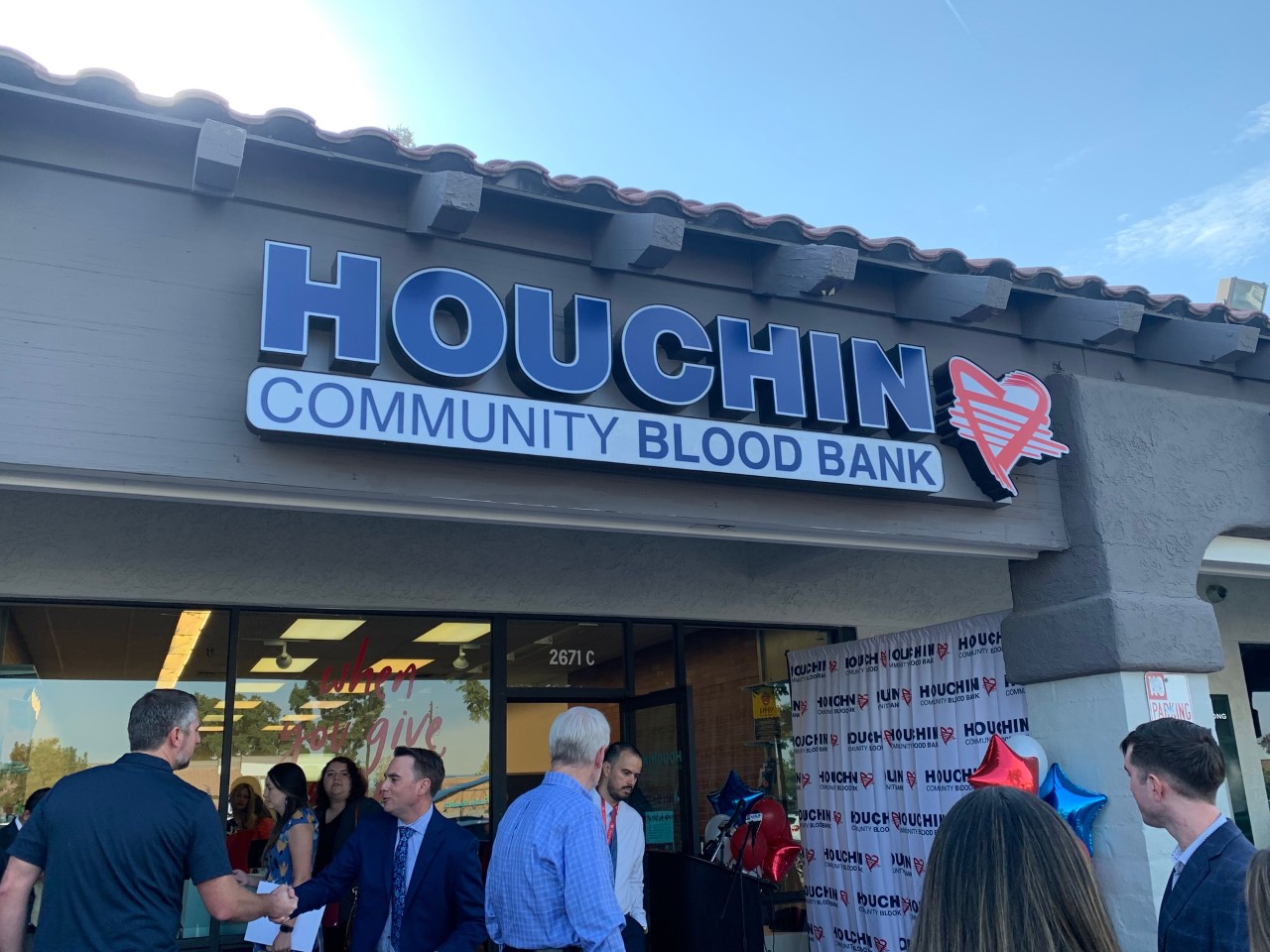 Houchin Blood Bank Opens New East Bakersfield Location