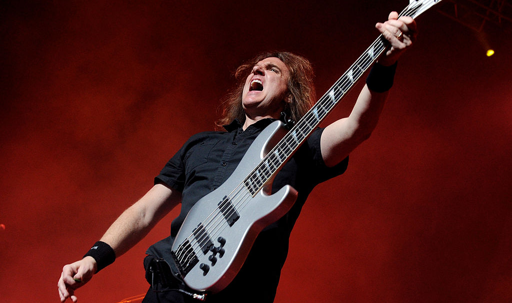 MEGADETH’s David Ellefson Offers Free Music Lessons