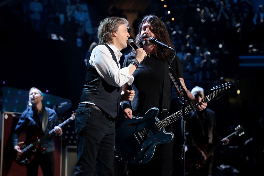 The 2021 Rock and Roll Hall of Fame Induction Ceremony Honors Legendary Rockstars With Powerful Performances