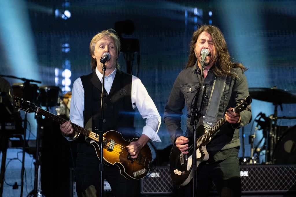 Dave Grohl Returns To Stage With Paul McCartney at U.K.’s Glastonbury Festival