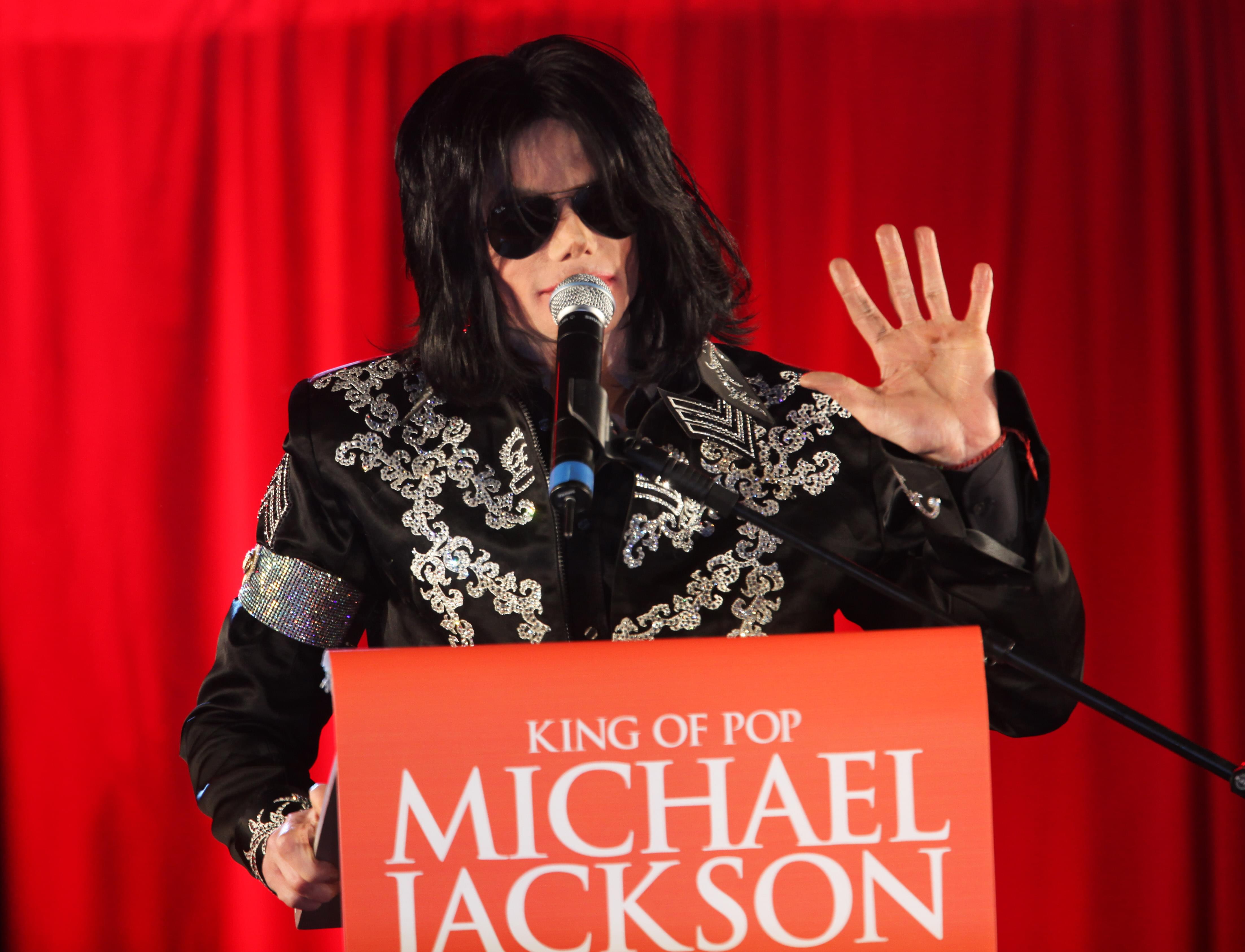 Michael Jackson’s ‘Thriller’ Album Is No Longer Best Selling Album Of All Time