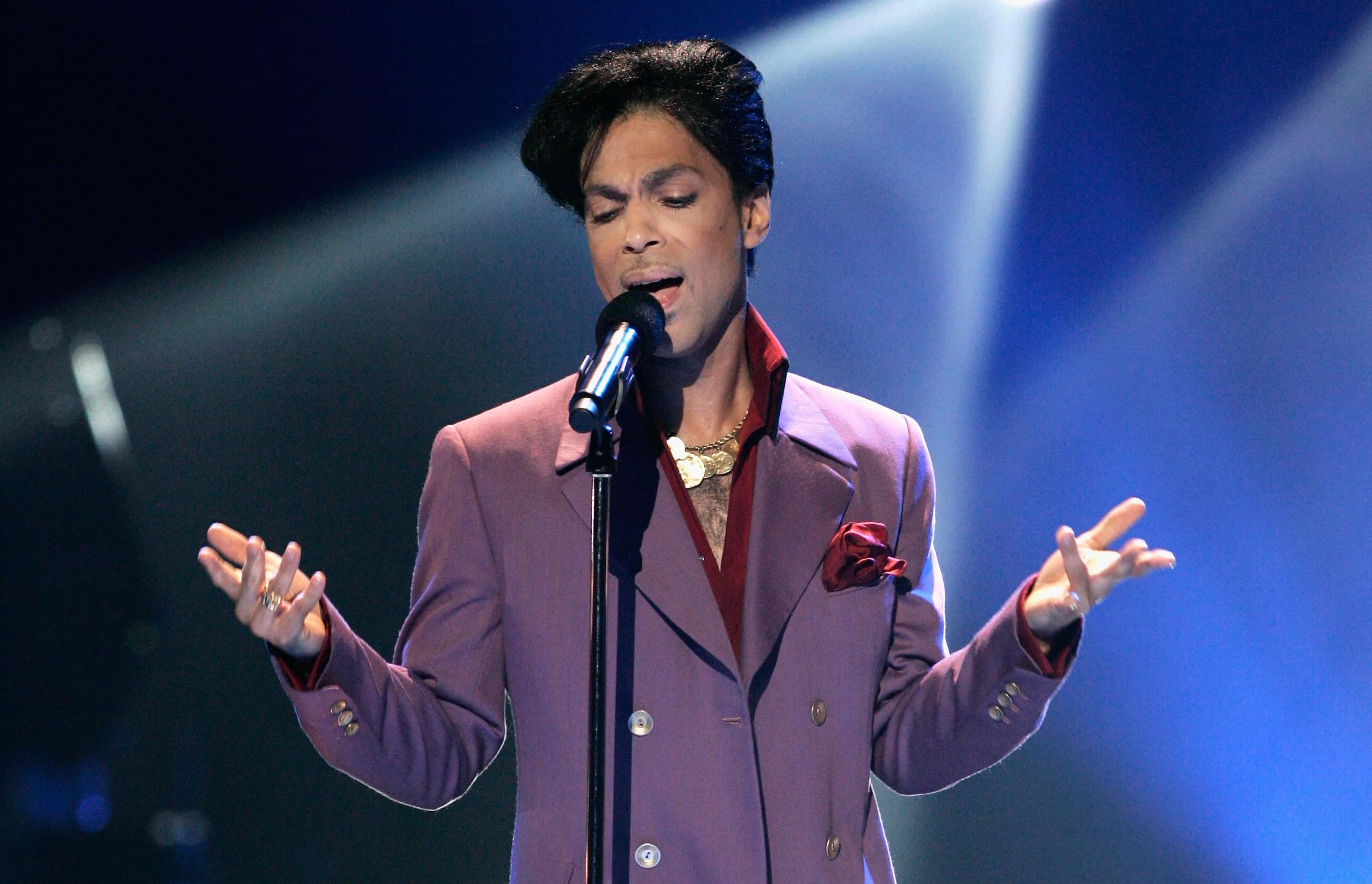 Prince Fans Shocked That His Music Will Be Used In Credit Card Commercial