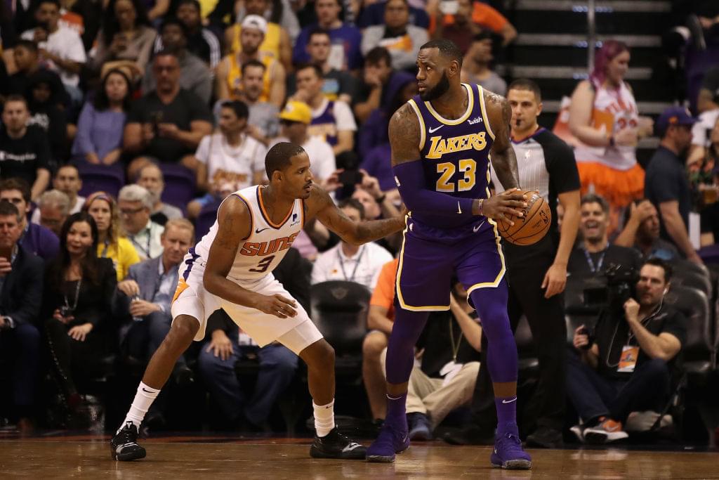 Lakers Looking To Bring Trevor Ariza As Part Of Three-Team Trade With Phoenix