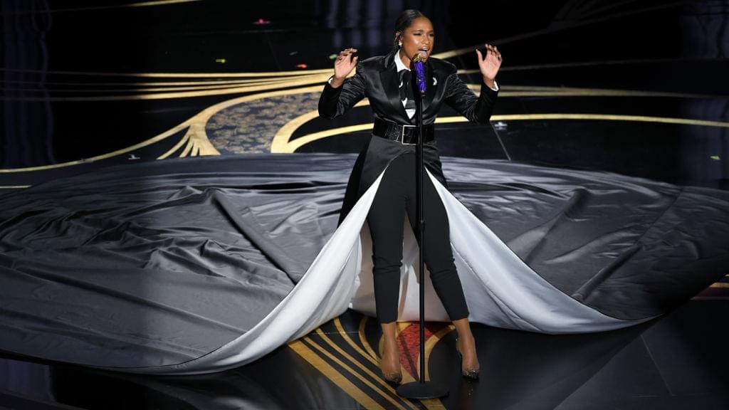 [Watch]: Jennifer Hudson Sings Emotional Tribute To Aretha Franklin At Pulitzer Prize Ceremony