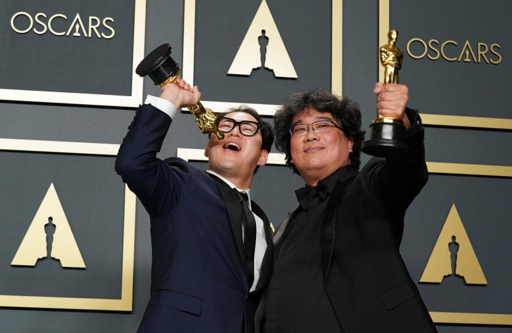 'Parasite' Wins BIG At The Oscars While "Oscars So White" Trends Again