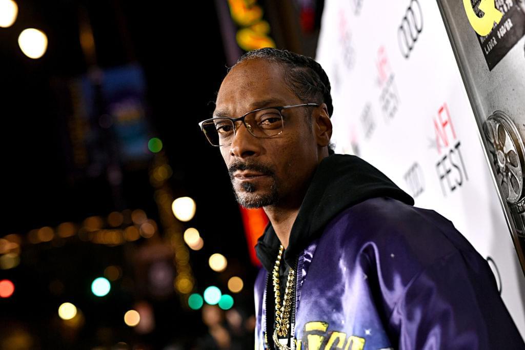 [WATCH] Watch Snoop Dogg On The Kobe Bryant Controversy & Apologizing To Gayle King In NEW 'Red Table Talk'