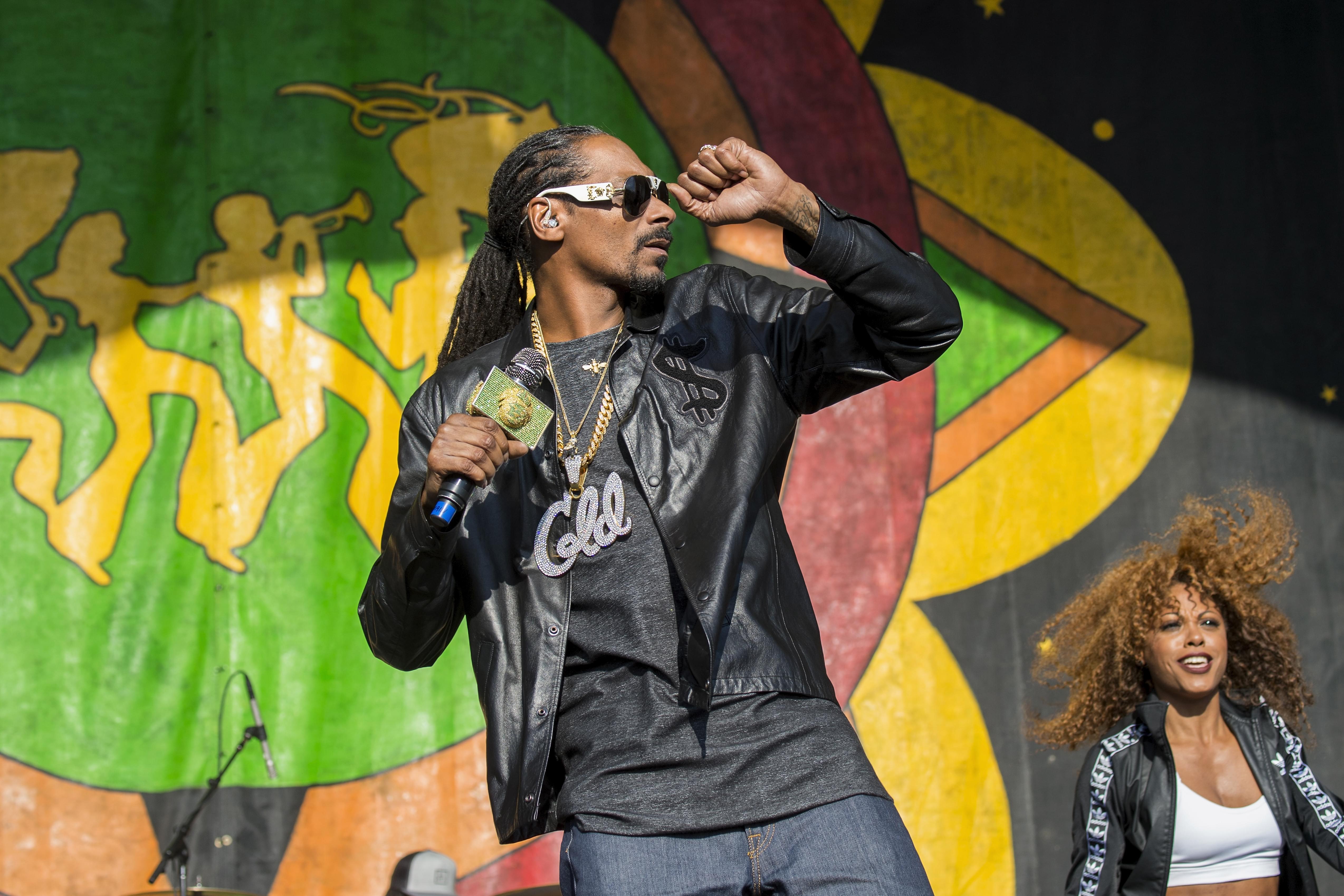 Snoop Dogg Performs New Music On ‘Jimmy Kimmel Live!’ [WATCH]