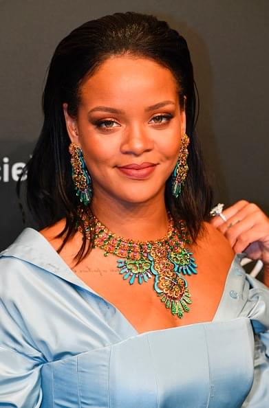 Rihanna Shines Bright Like A Diamond