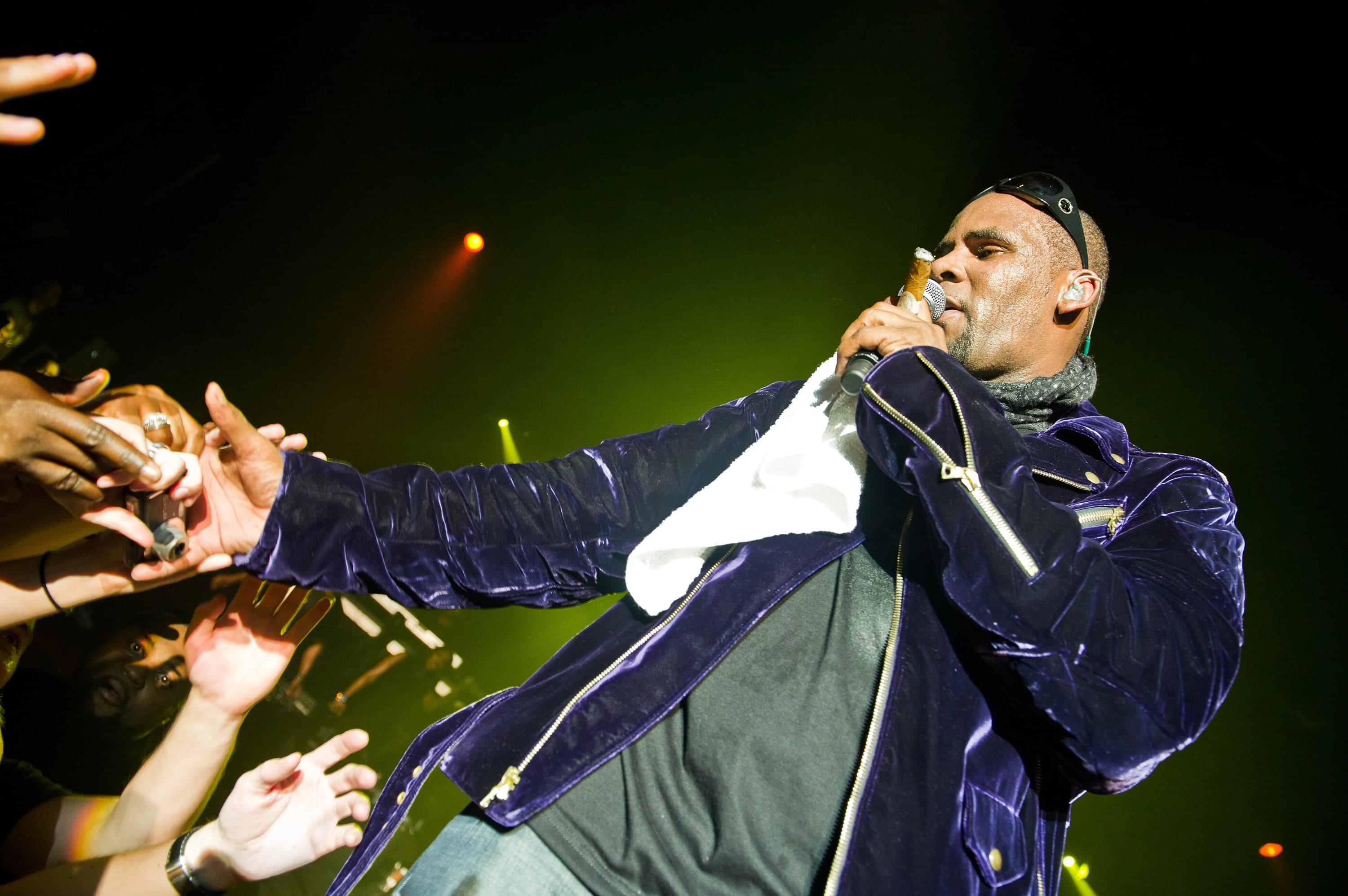 R.Kelly Cancels Part of His ‘After Party’ Tour