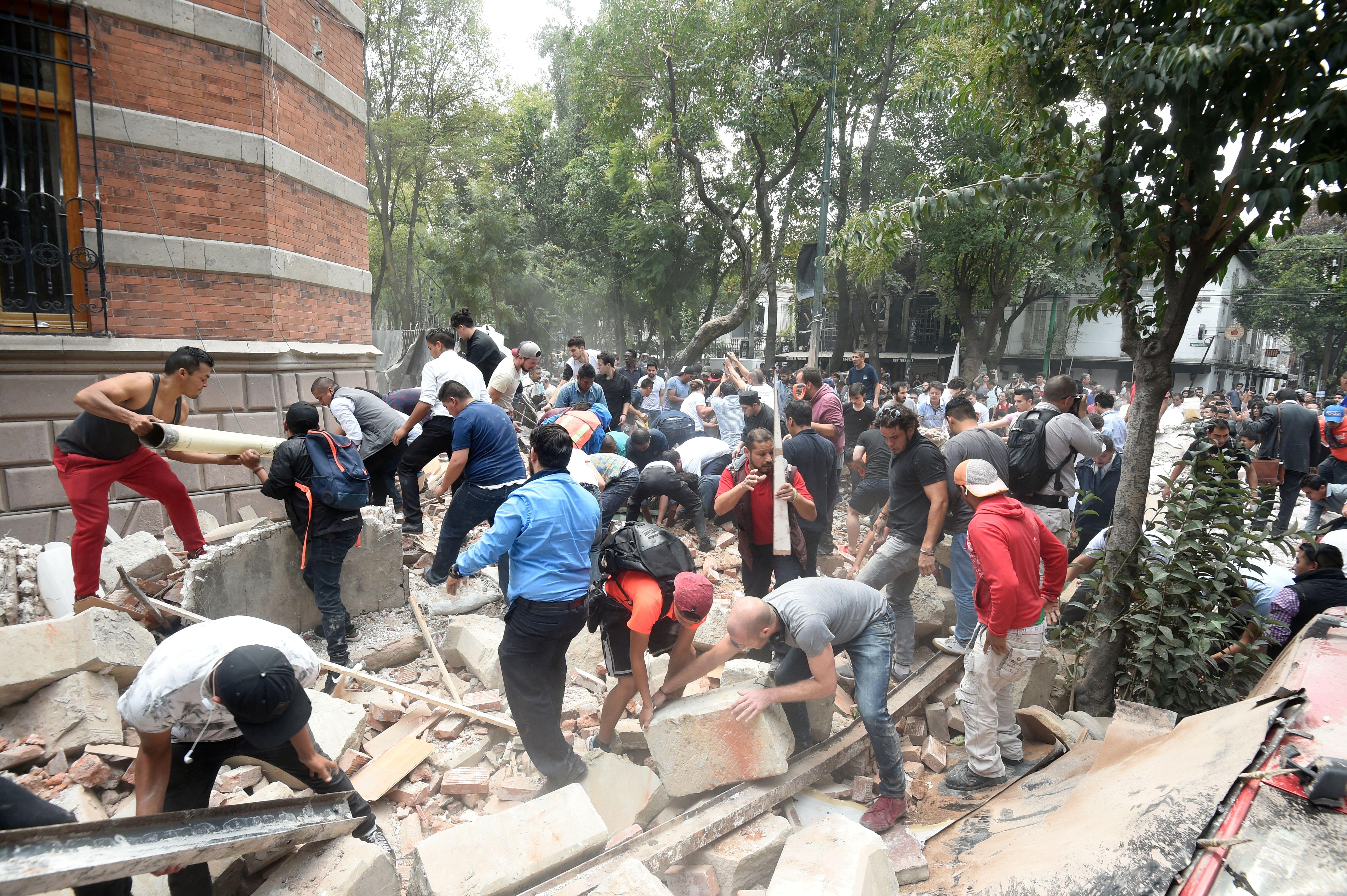 Hundreds of People Are Dead After 7.1 Earthquake Hits Mexico