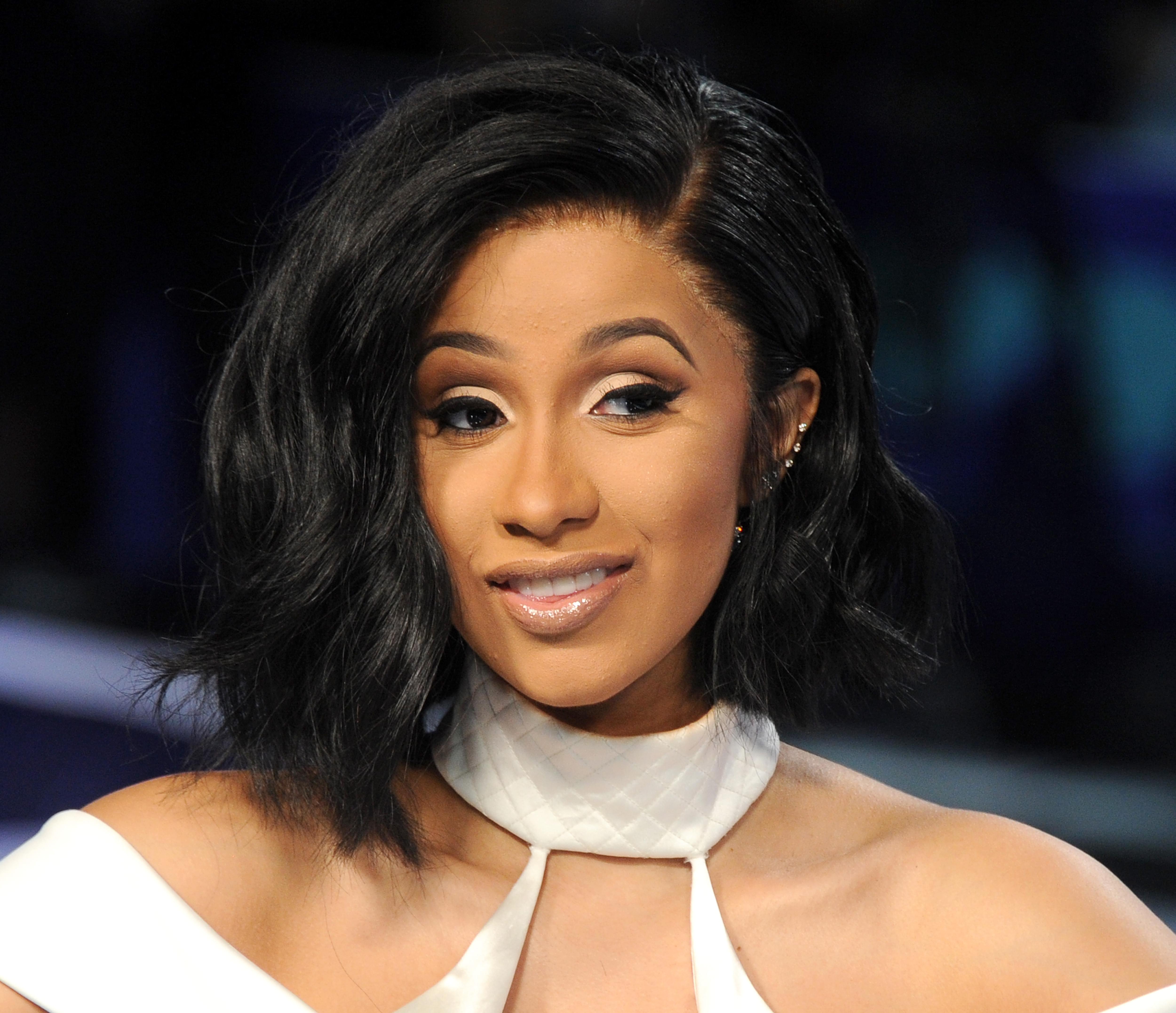 Cardi B Sends Out Message To Taylor Swift [WATCH]