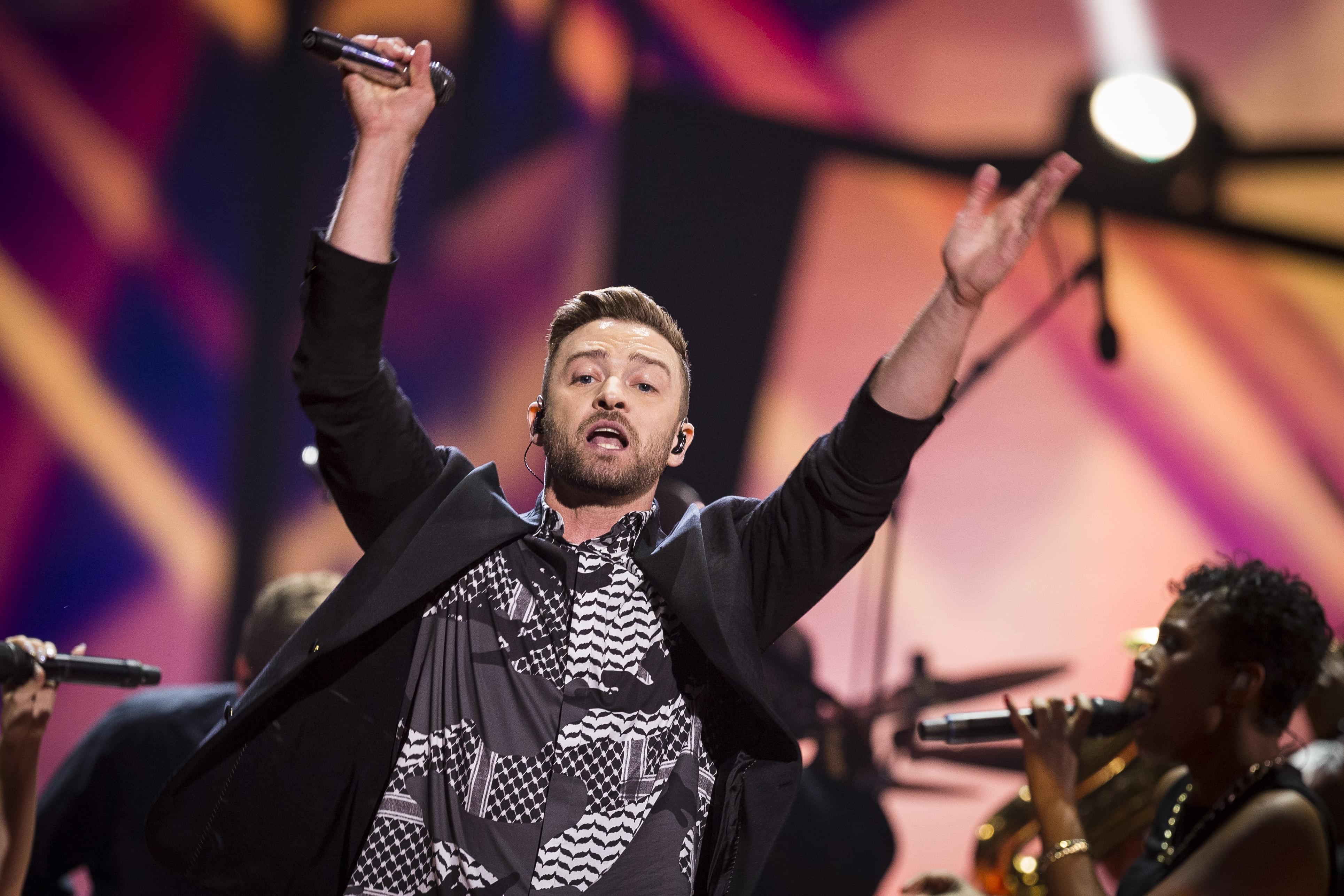 Justin Timberlake Officially Announces He Will Be Performing At The Super Bowl Half-Time Show [WATCH]