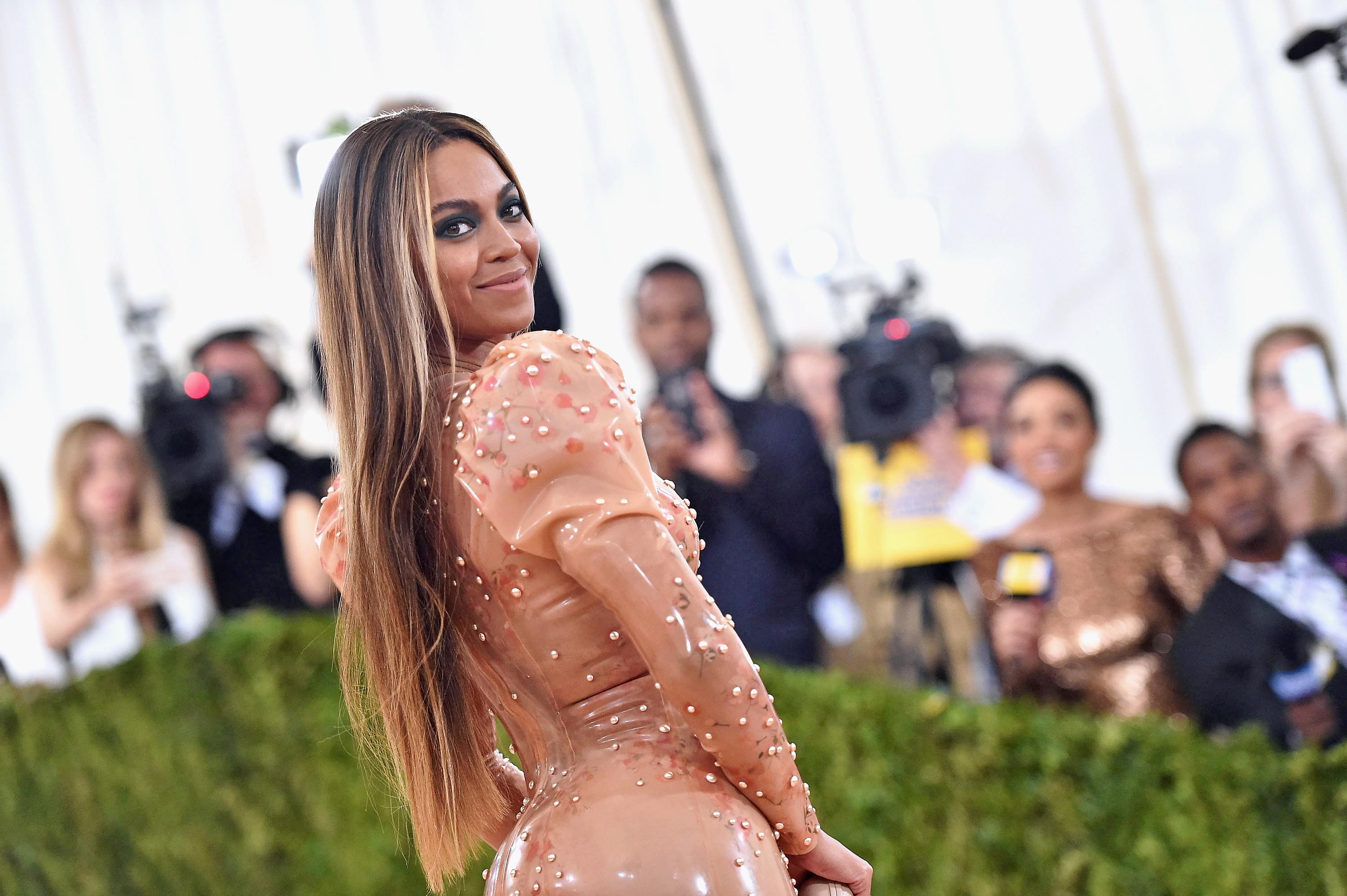 Beyonce Rumored To Perform At Royal Wedding