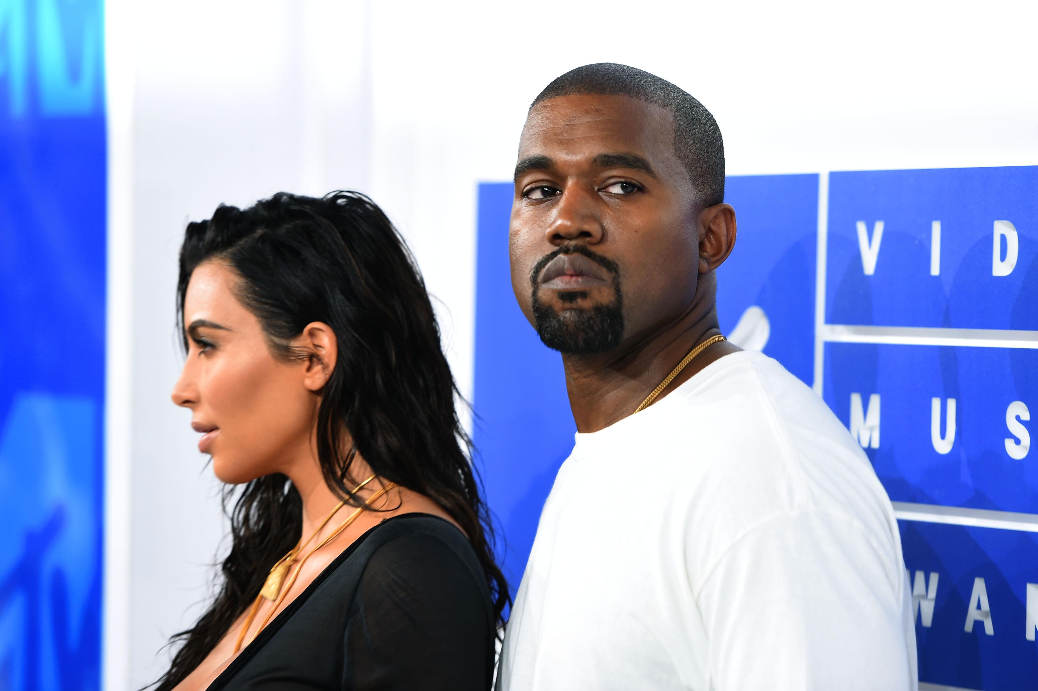 Kanye West & Kim Kardashian To Appear On ‘Celebrity Family Feud’