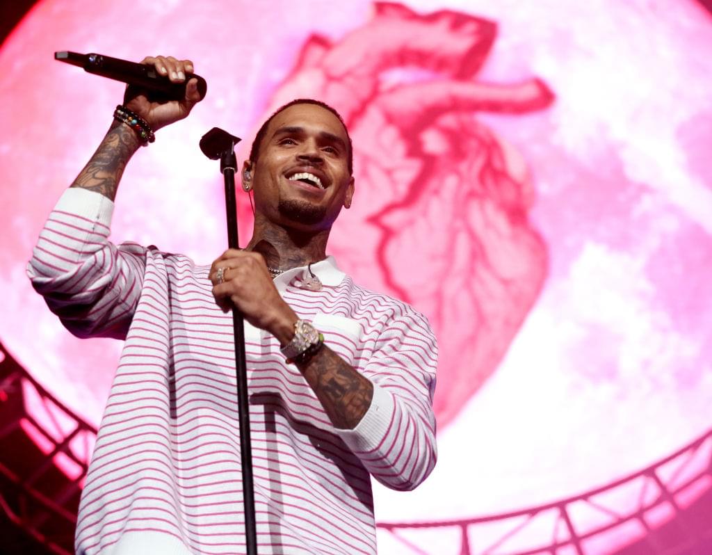 Chris Brown Helps Fan That Faints On Stage