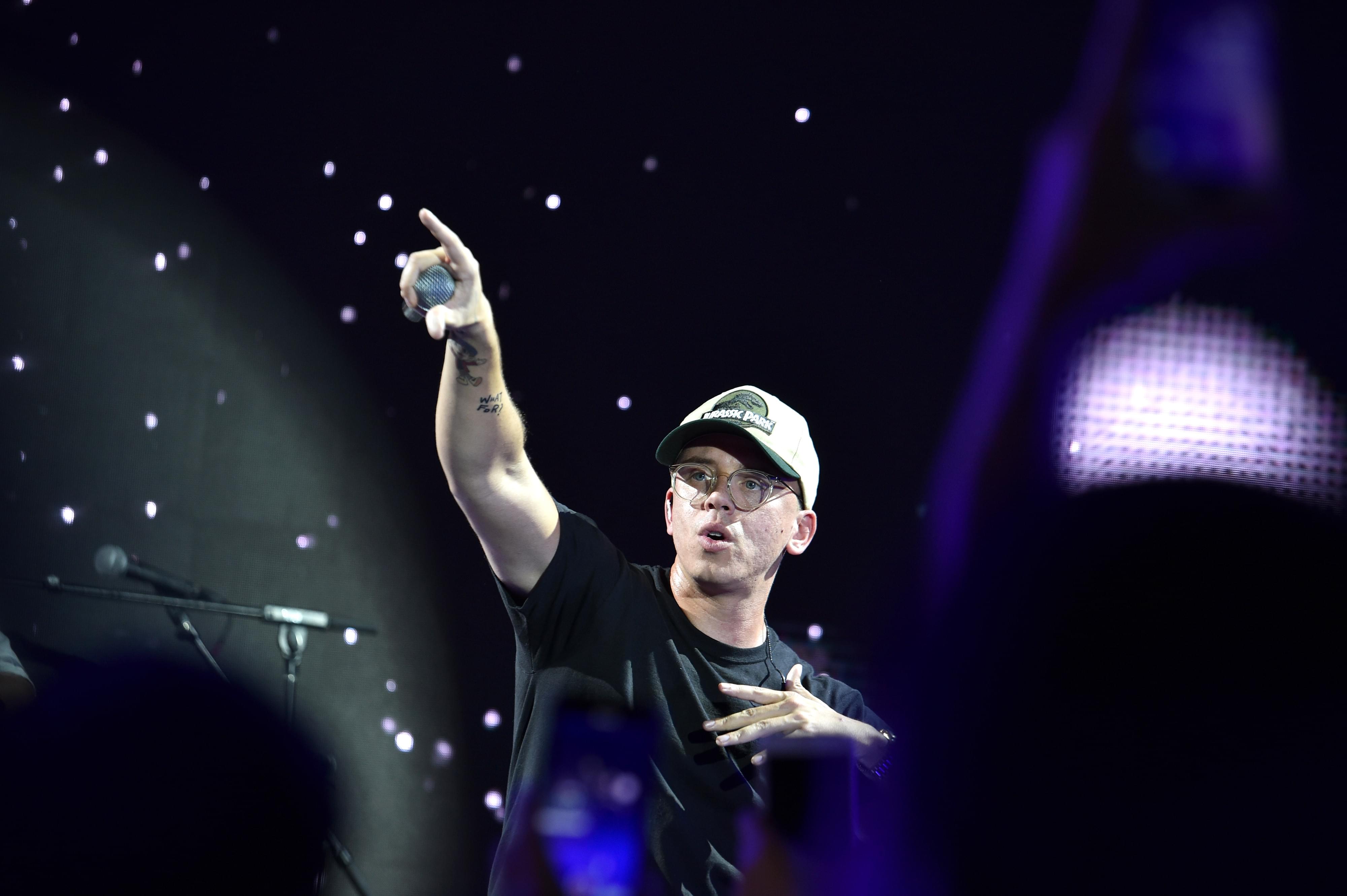 Logic Remixes Kyle’s Track “PlayinWitMe” [LISTEN]