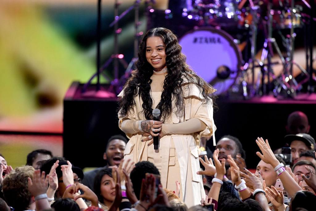 Ella Mai Performs “Trip” and “Naked” Live [WATCH]