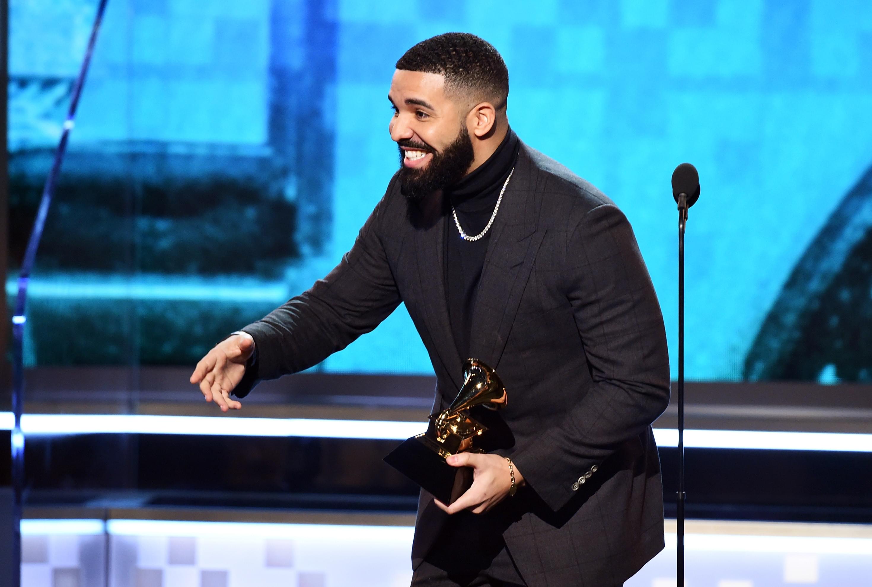 Drake and Adele Have A Sunday Funday!