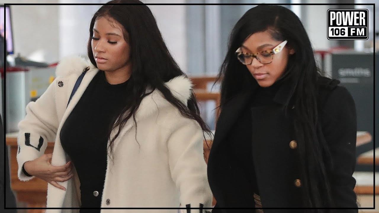 #DailyDose: R. Kelly’s Girlfriends Azriel Clay & Joycelyn Savage Possibly Brainwashed