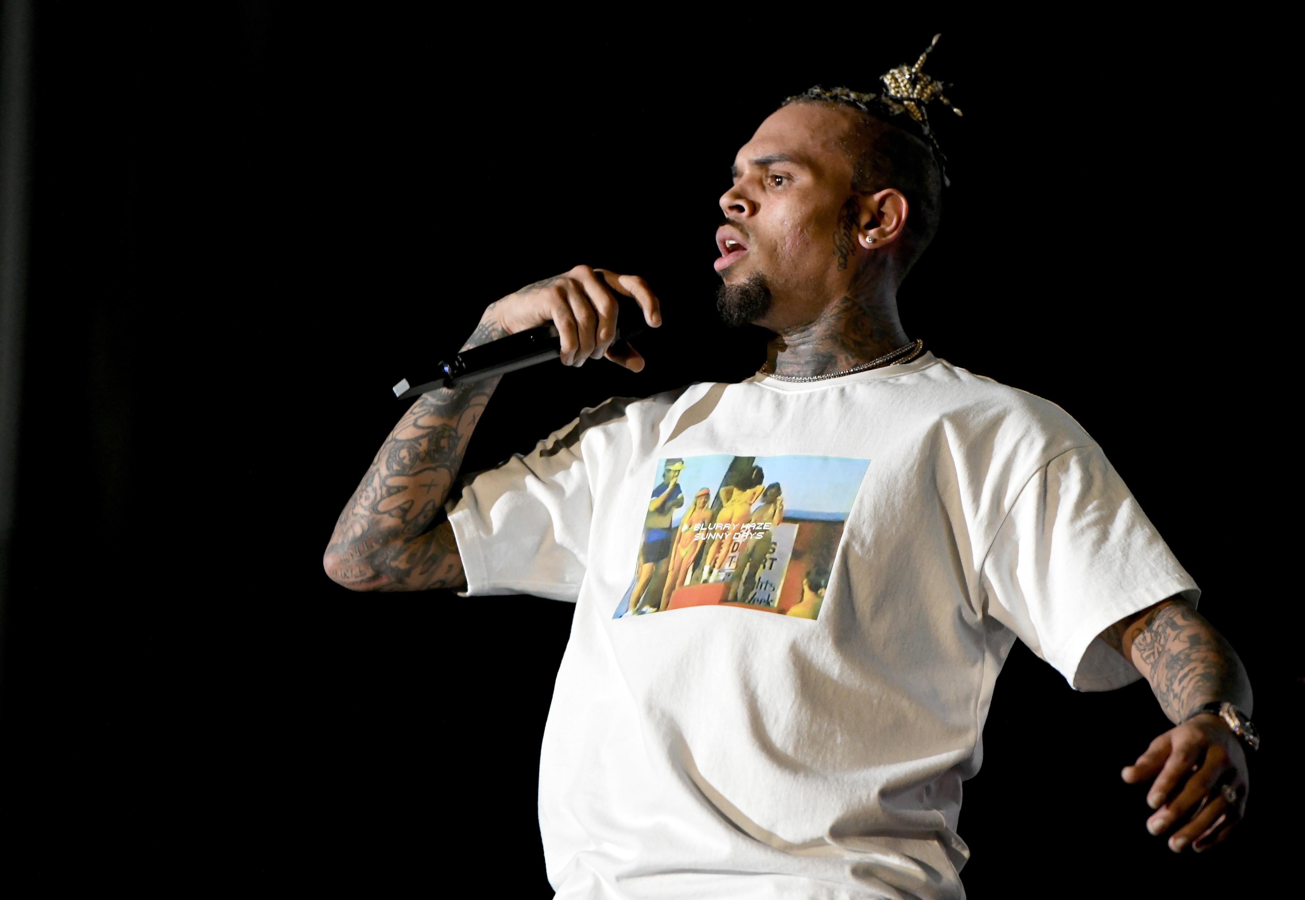 Chris Brown And Girlfriend May Be Expecting!