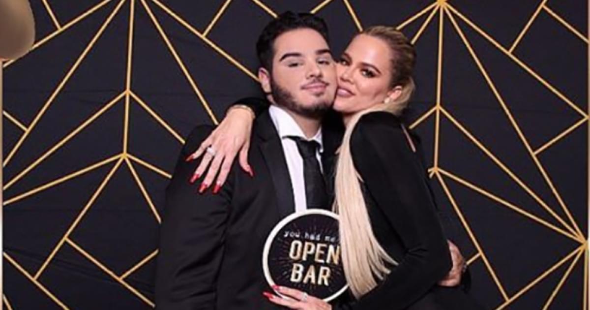 Khloe Kardashian Attends Prom With Fan