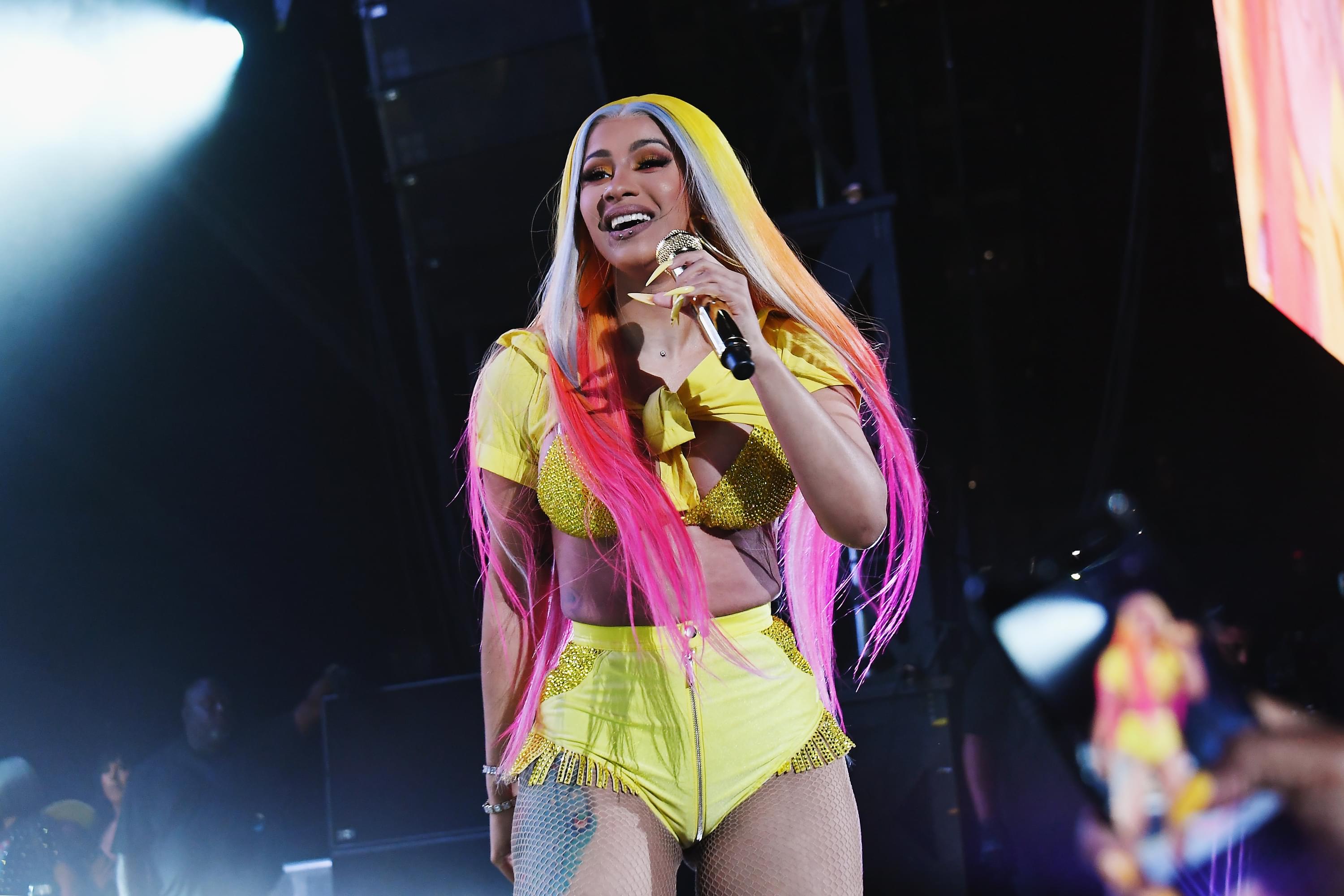 Cardi Promises Fan Free Tickets for Life