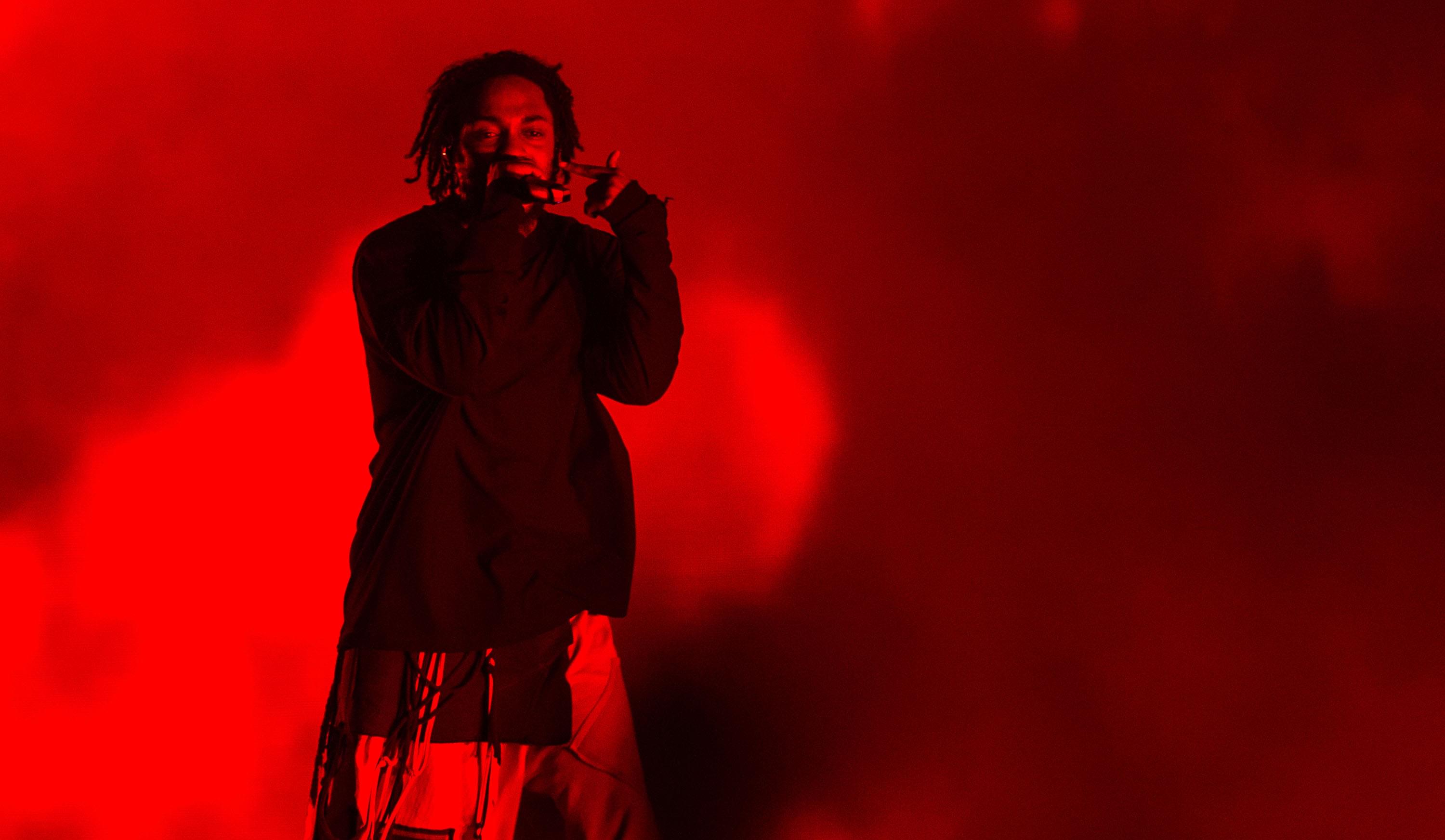 Kendrick Lamar’s ‘good kid, m.A.A.d. city’ Makes Hip-Hop History