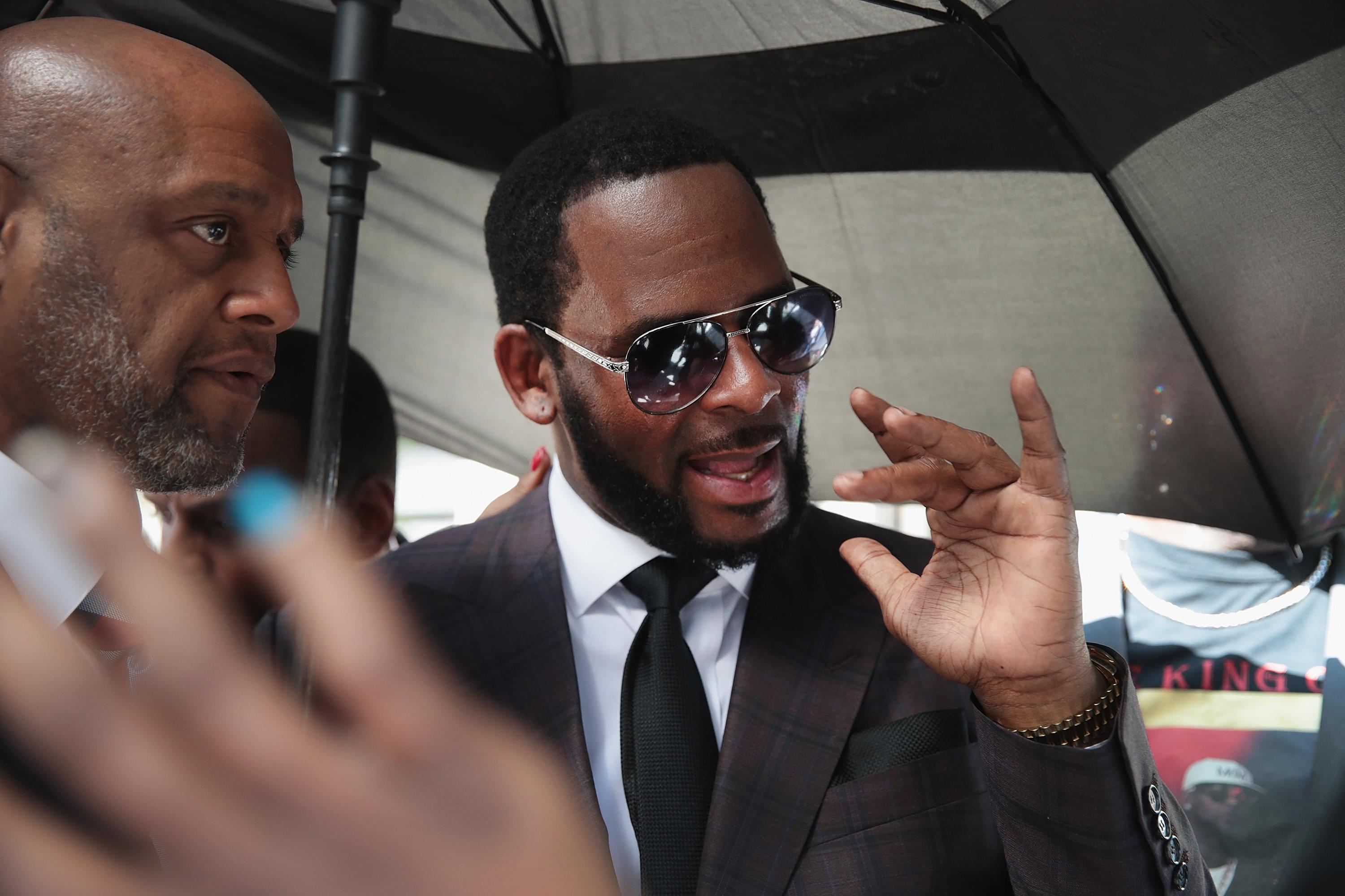 R Kelly Fears Danger in General Population, Prefers Solitary Confinement