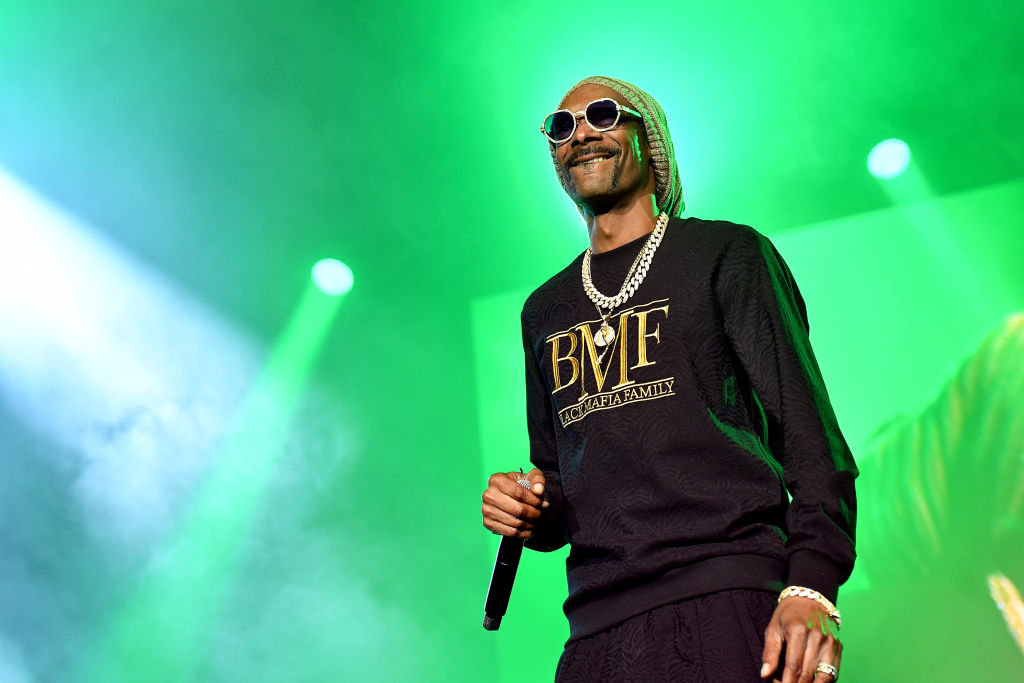 Snoop Dogg Unveils ‘Algorithm’ Track list With Features From Ty $, Ice Cube & More