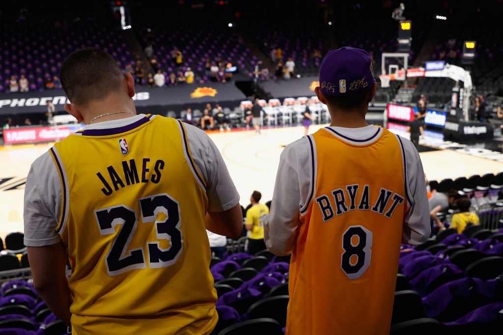 New Study Claims Lakers Fans Complain The Most