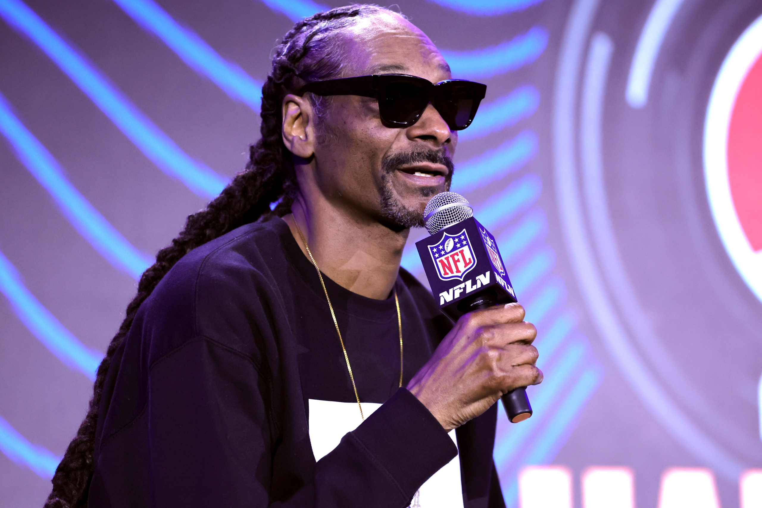 Snoop Dogg Celebrates Obtaining Death Row Records With 20th Studio Album, ‘BODR’