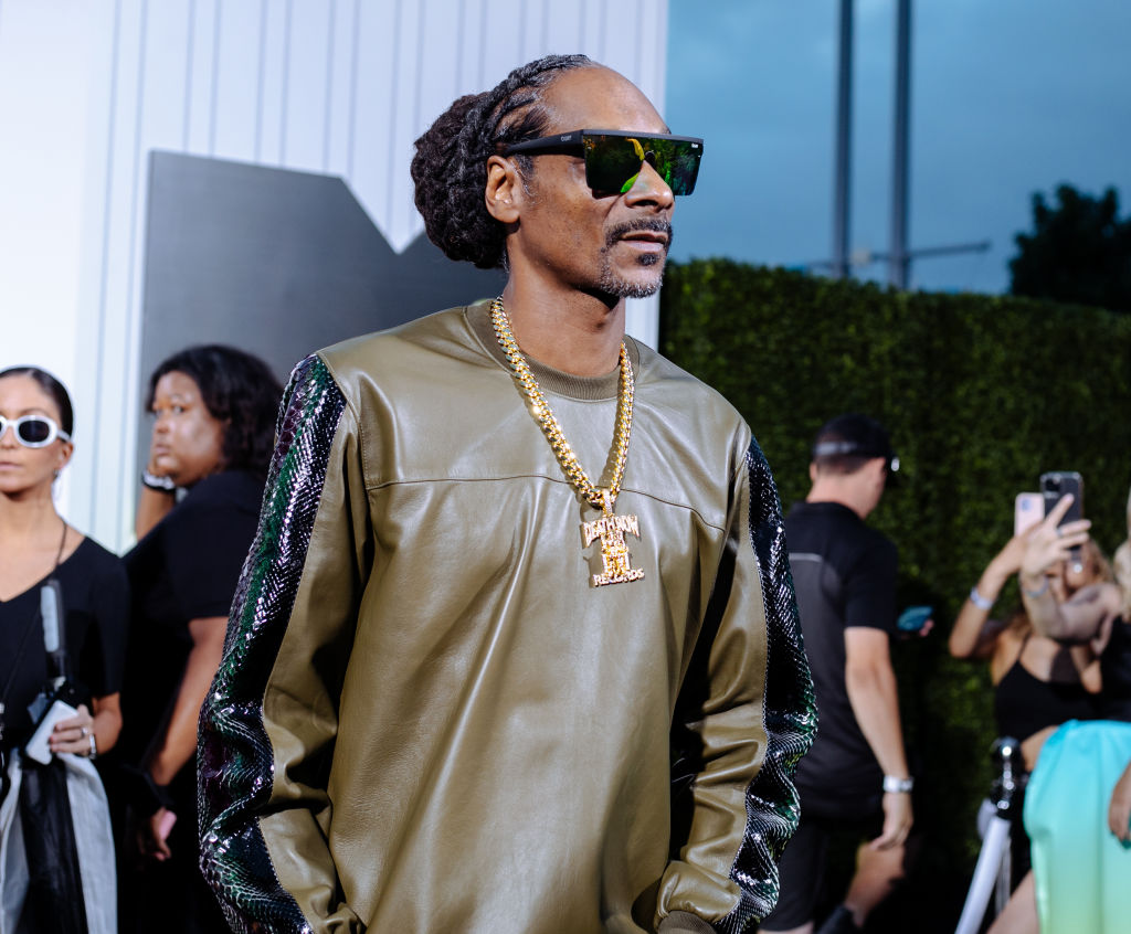 Snoop Dogg Nominated For 2023 Songwriters Hall Of Fame