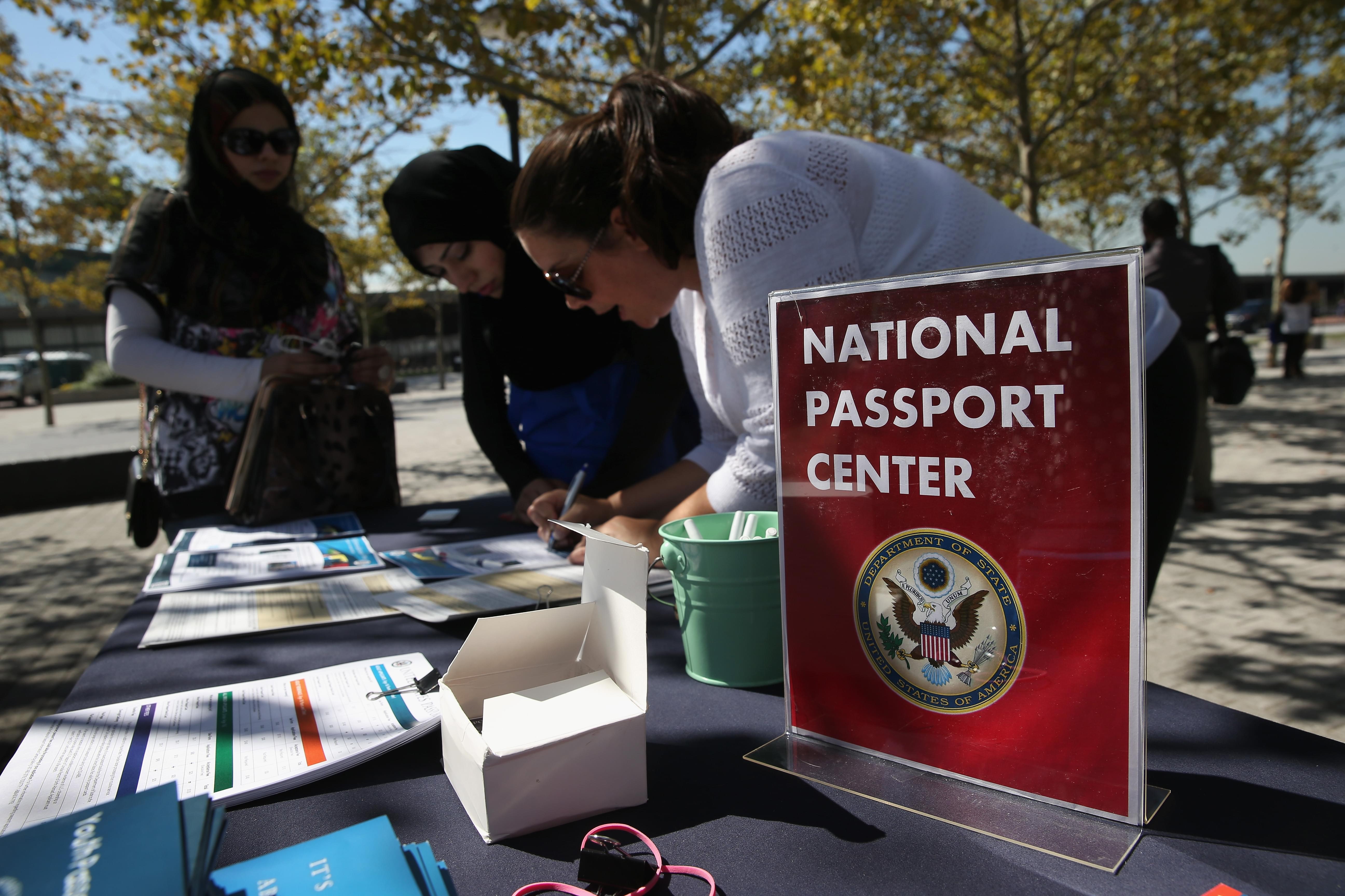 Taller de Pasaportes en la Misión de San Gabriel