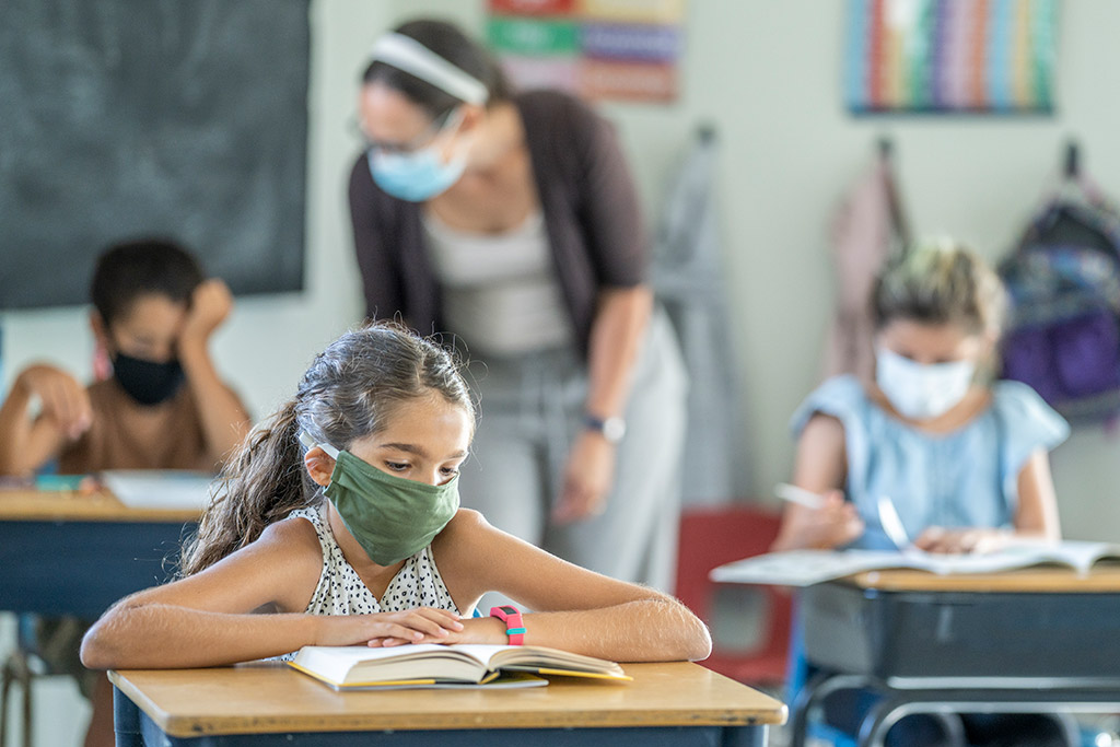 El Distrito Escolar de Los Ángeles Prepara Abrir el Otoño