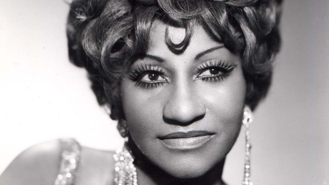 La Reina De La Salsa Celia Cruz, Ha Sido Inmortalizada En Una Moneda De 25 Centavos De Dolar